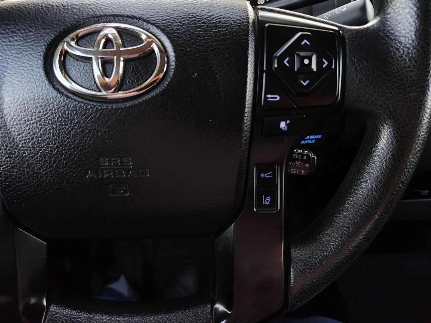 Toyota Tundra photo 17