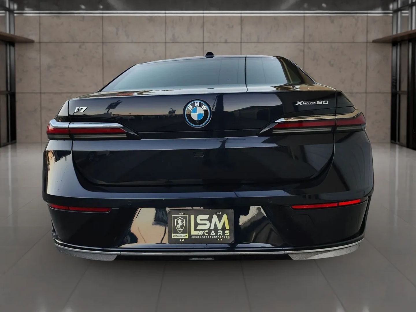 BMW i7 photo 7