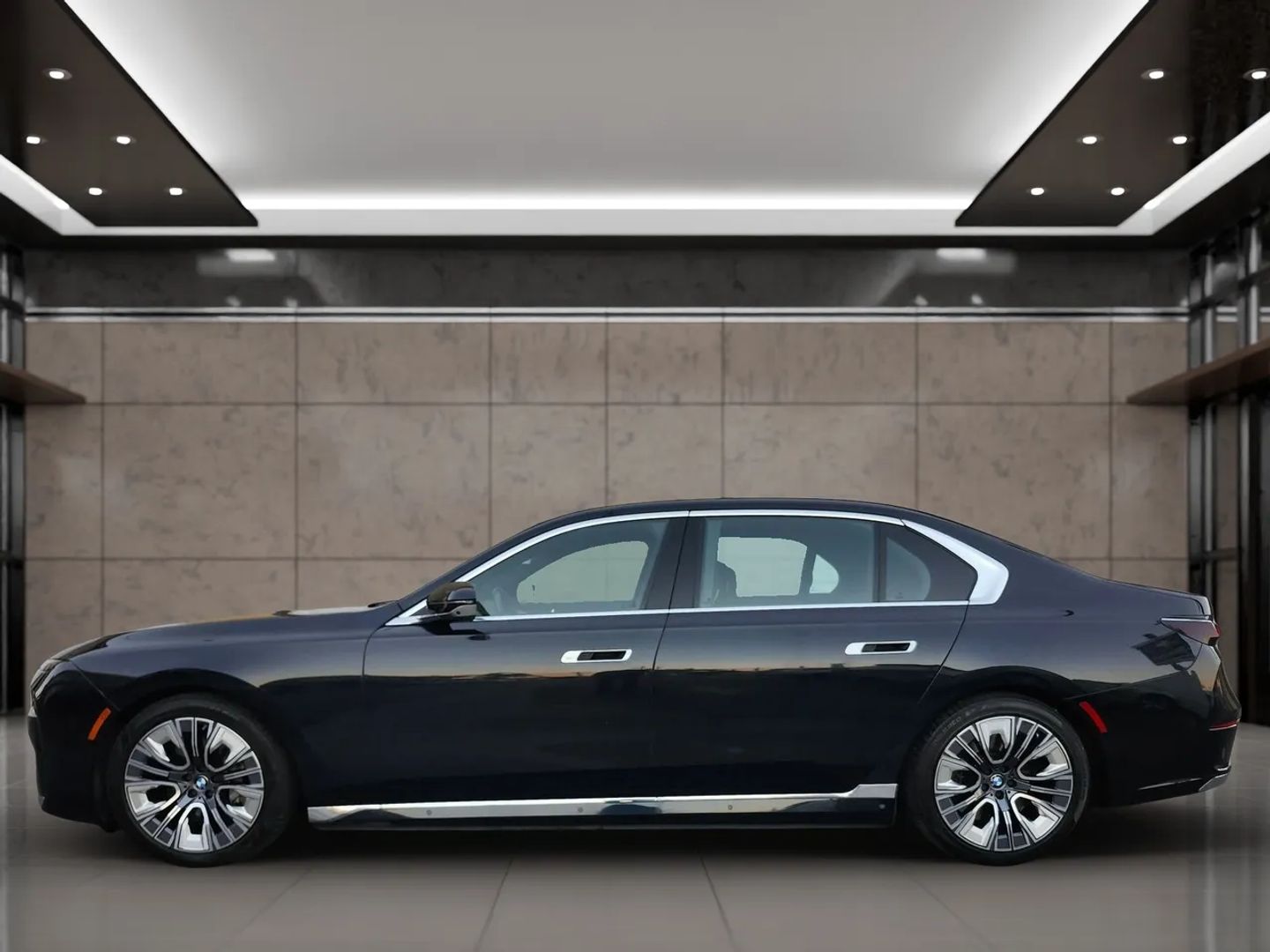 BMW i7 photo 8
