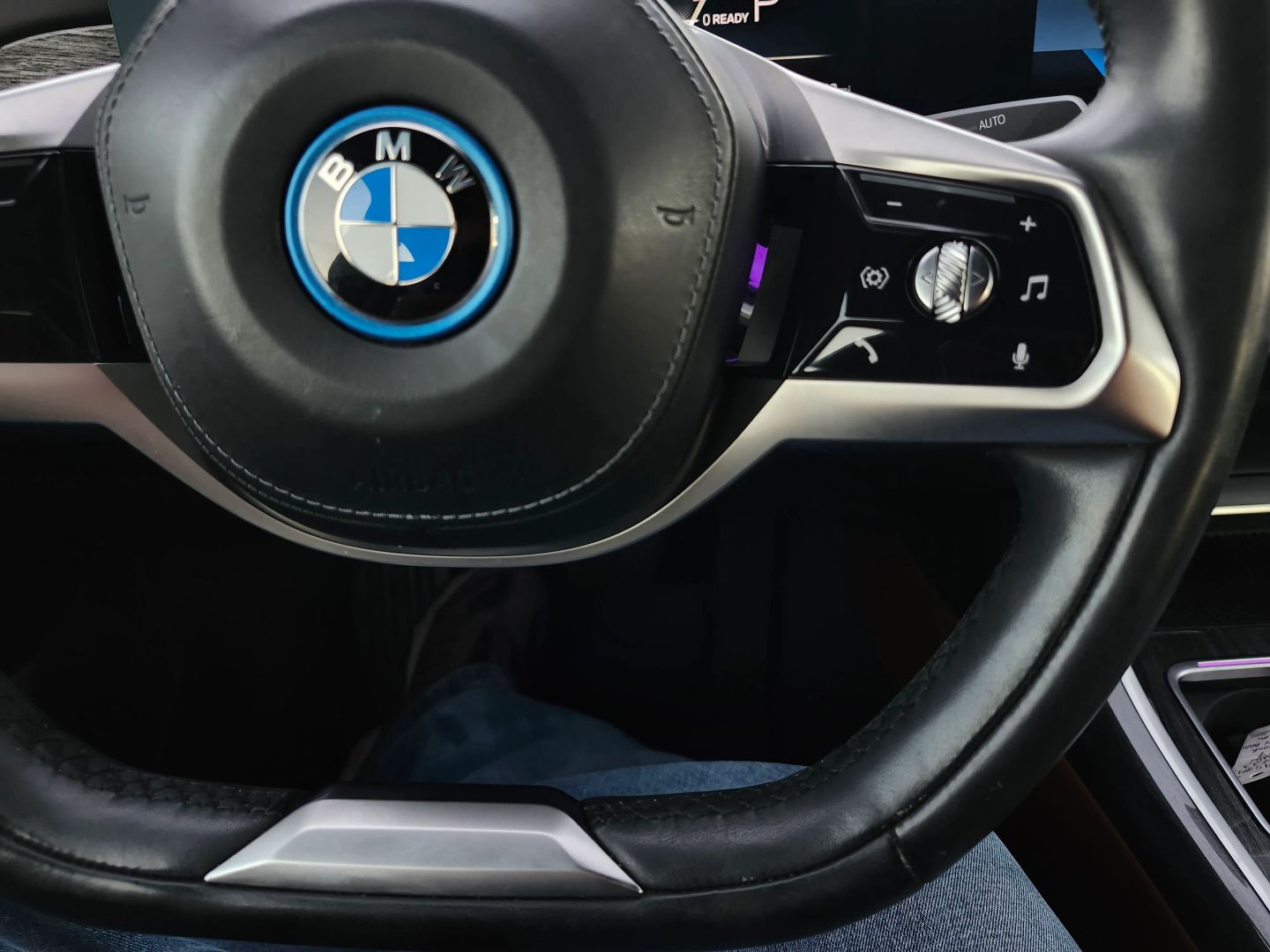 BMW i7 photo 15