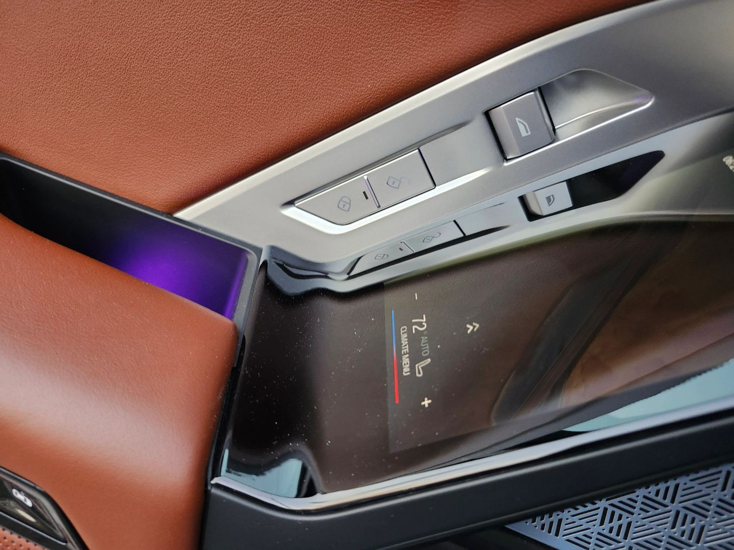 BMW i7 photo 24