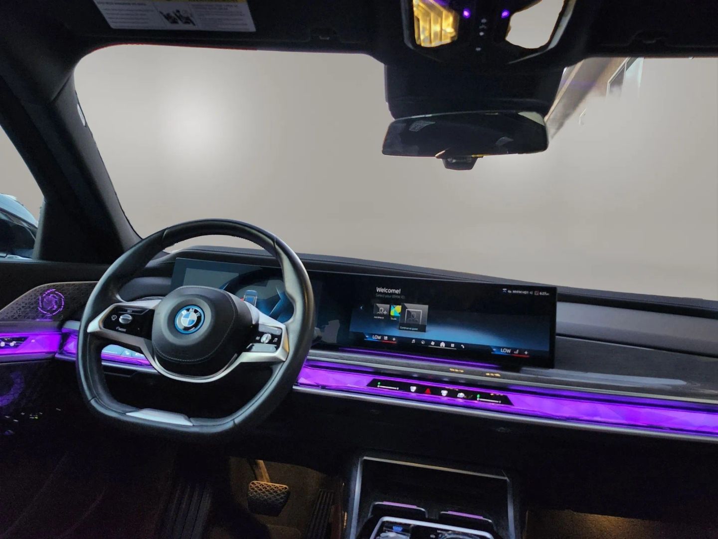 BMW i7 photo 26