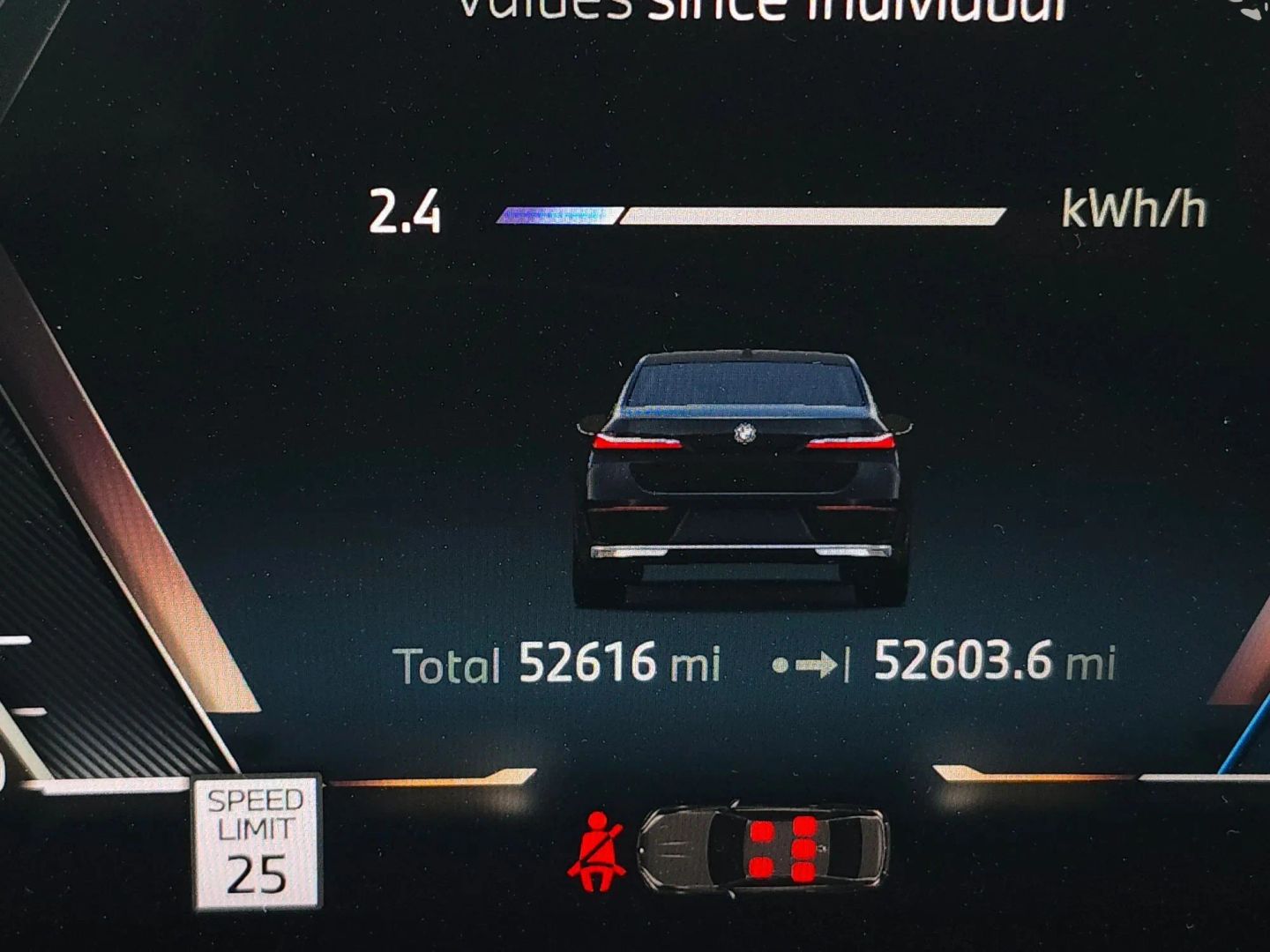 BMW i7 photo 27