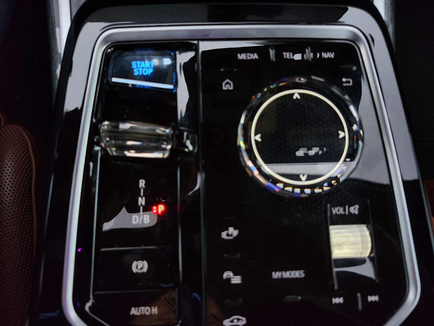 BMW i7 photo 29