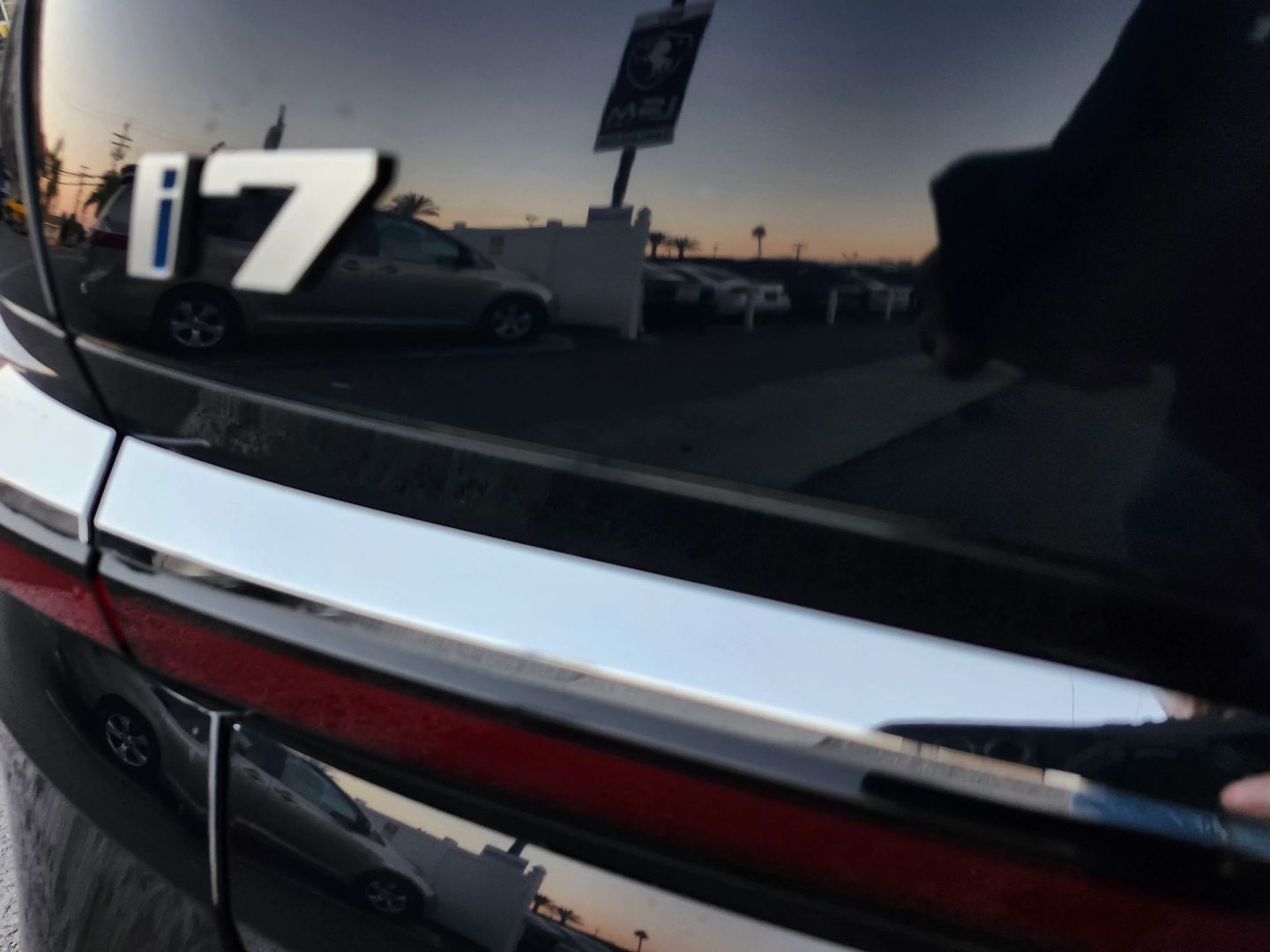 BMW i7 photo 33