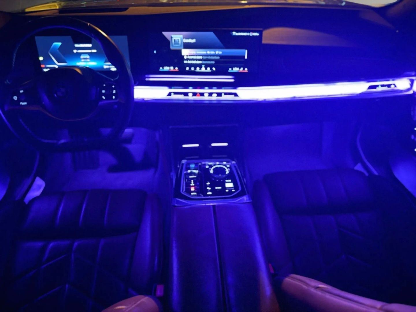 BMW i7 photo 38