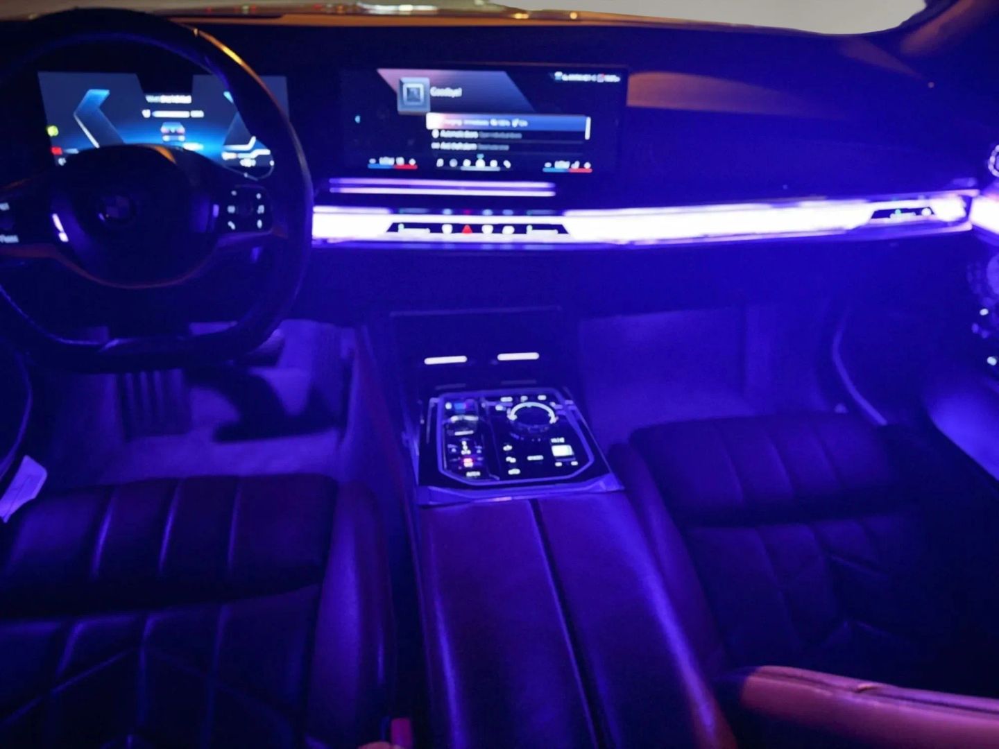 BMW i7 photo 40