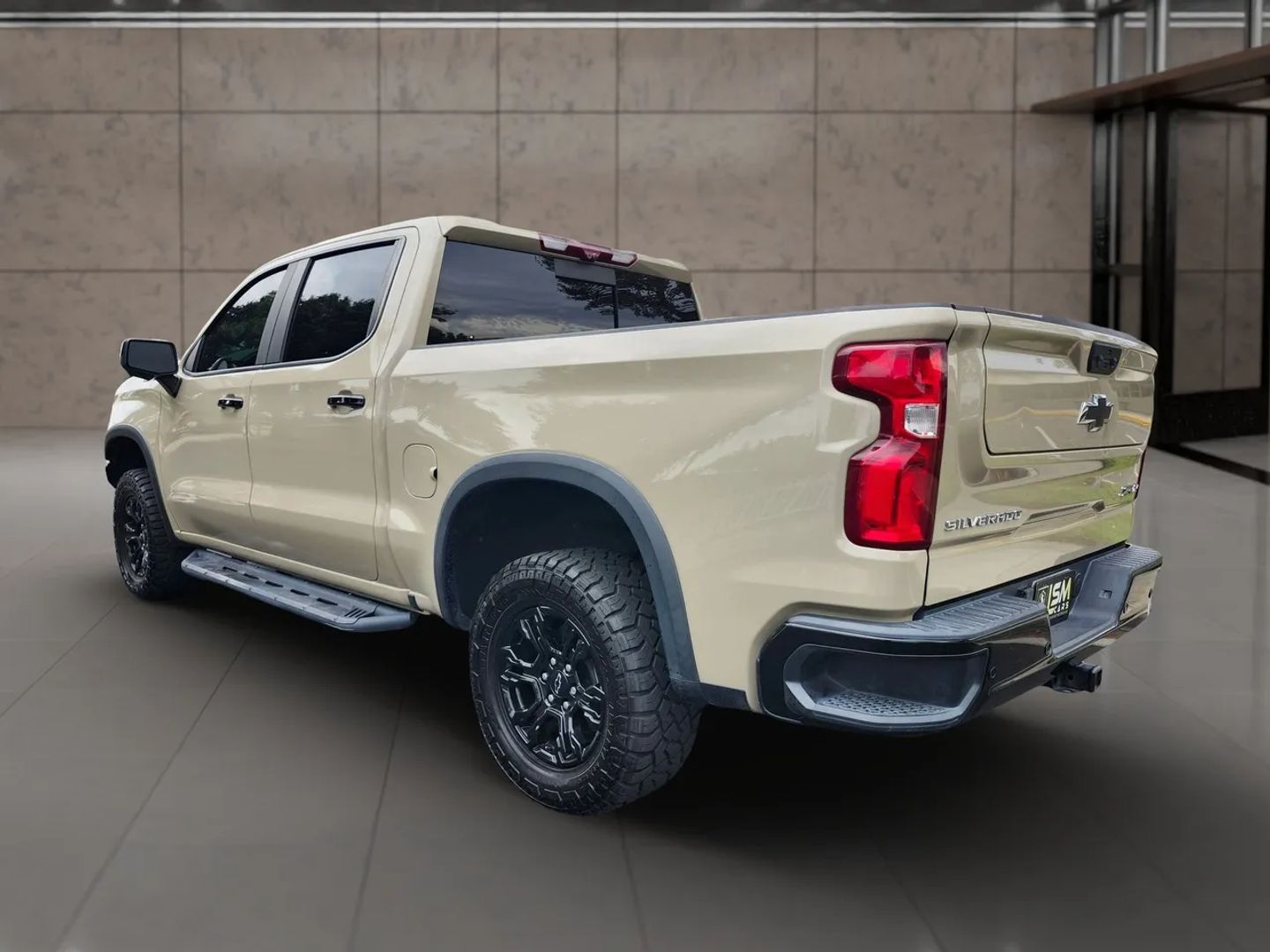 Chevrolet Silverado photo 7