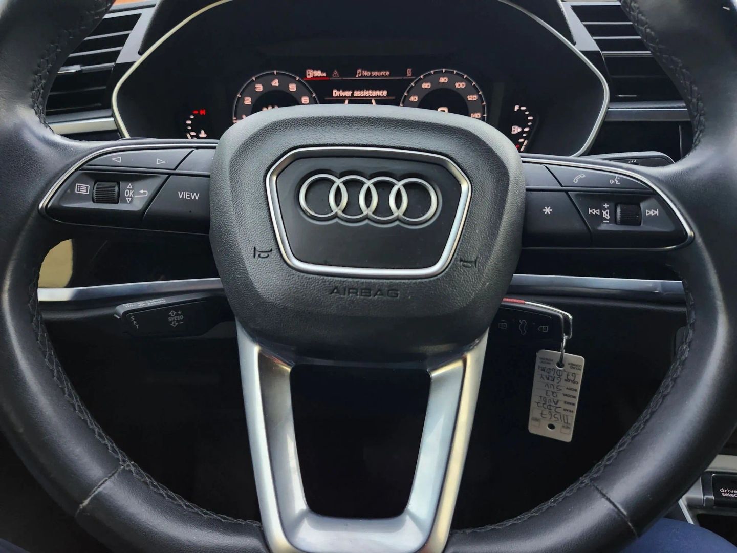 Photo 17 of this Audi Q3