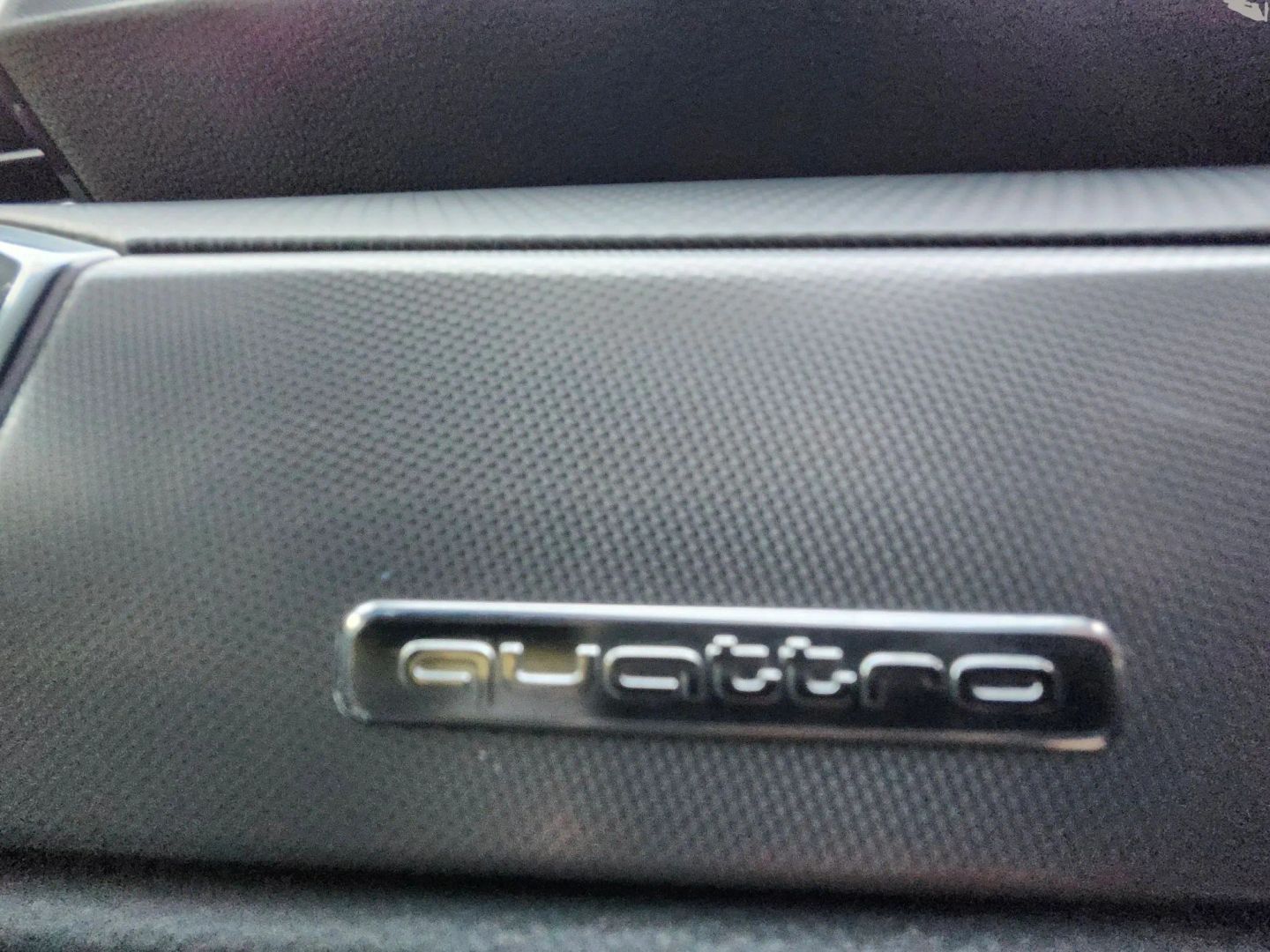 Photo 27 of this Audi Q3