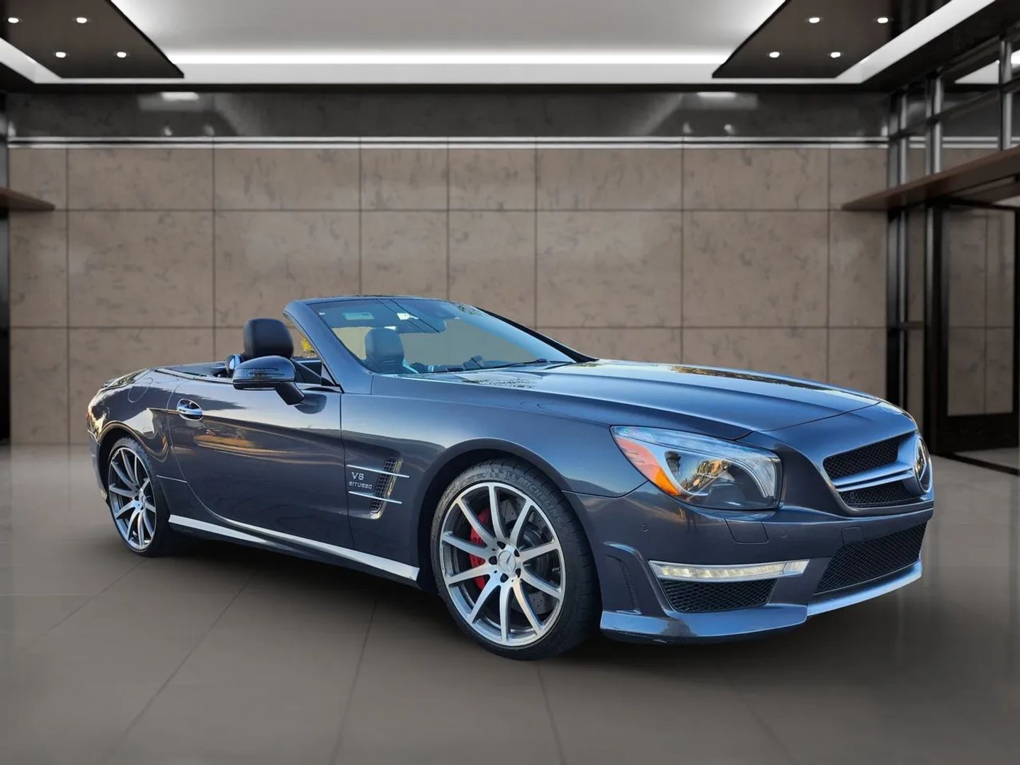 Mercedes-Benz SL63 photo 6