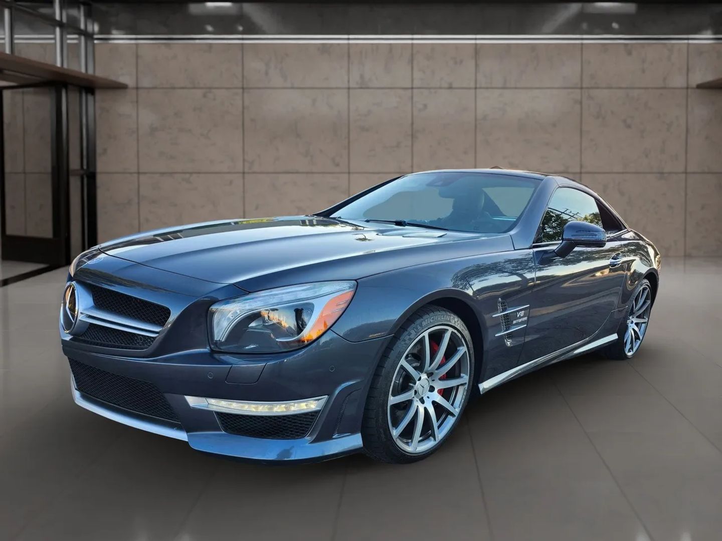Mercedes-Benz SL63 photo 10