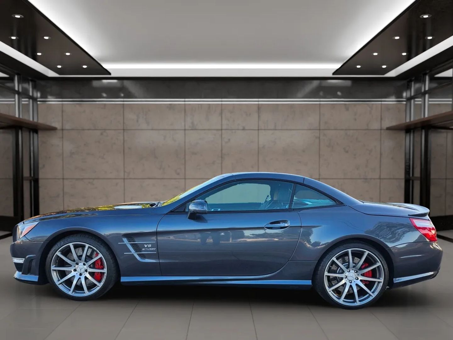 Mercedes-Benz SL63 photo 14
