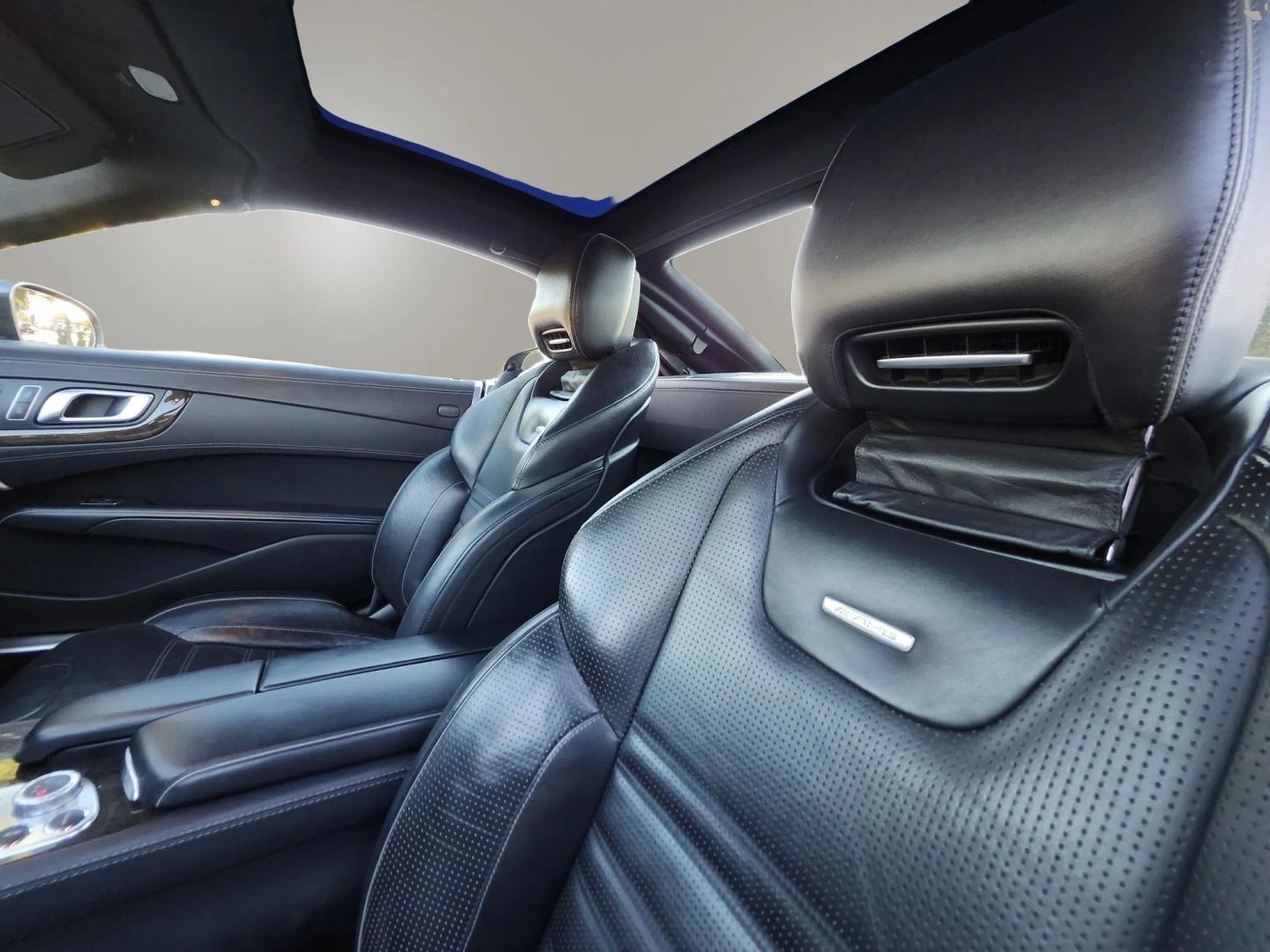 Mercedes-Benz SL63 photo 28