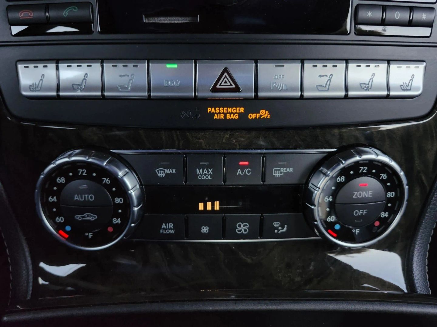 Mercedes-Benz SL63 photo 37