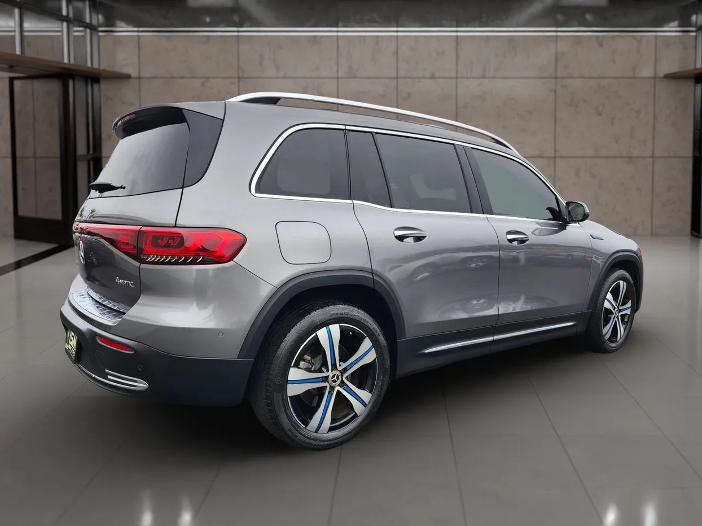 Mercedes-Benz EQB photo 6