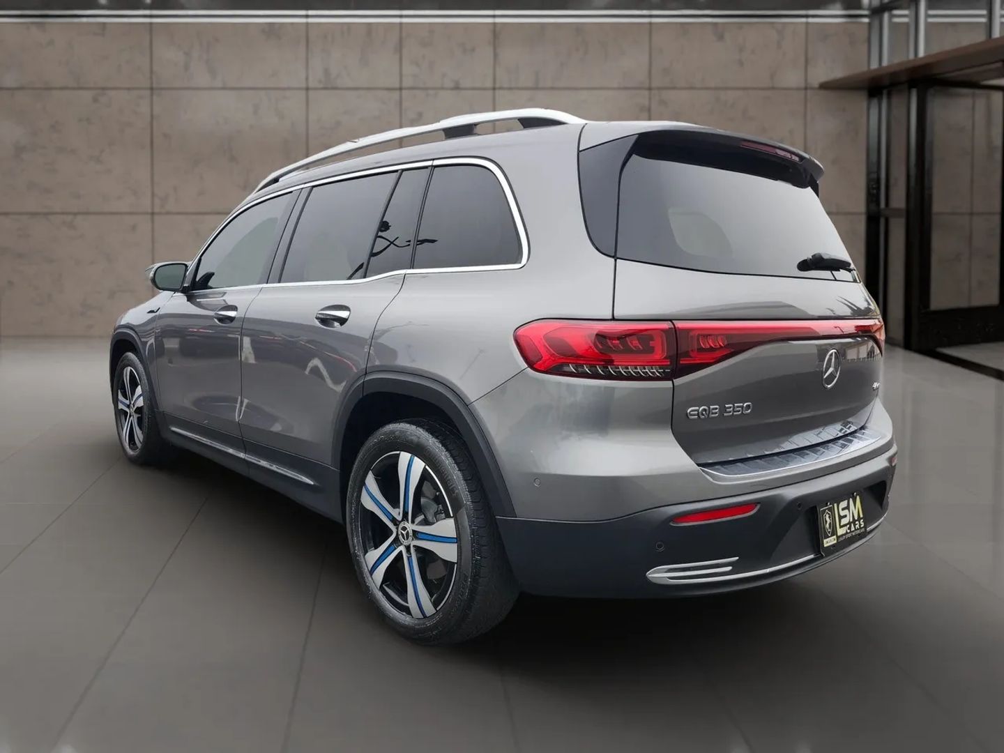 Mercedes-Benz EQB photo 7