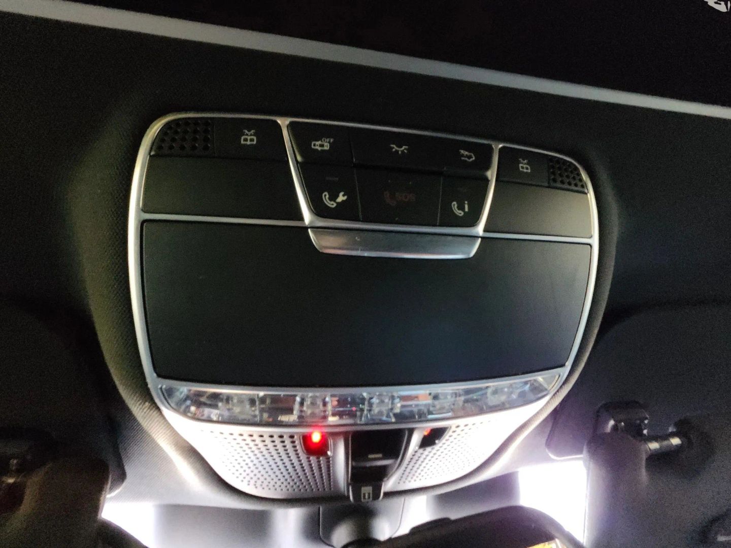Mercedes-Benz S 550 photo 29