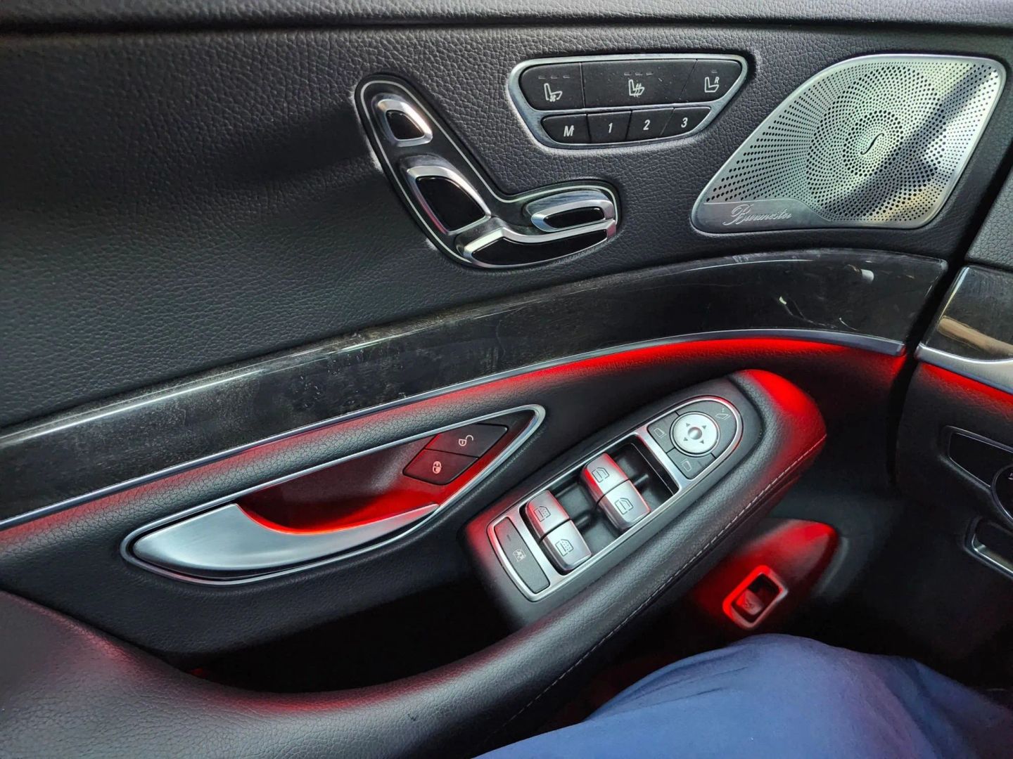 Mercedes-Benz S 550 photo 32