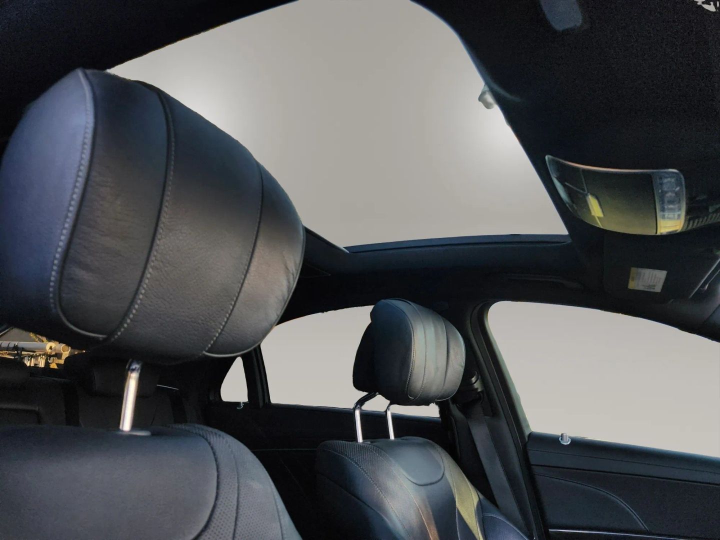 Mercedes-Benz S 550 photo 35