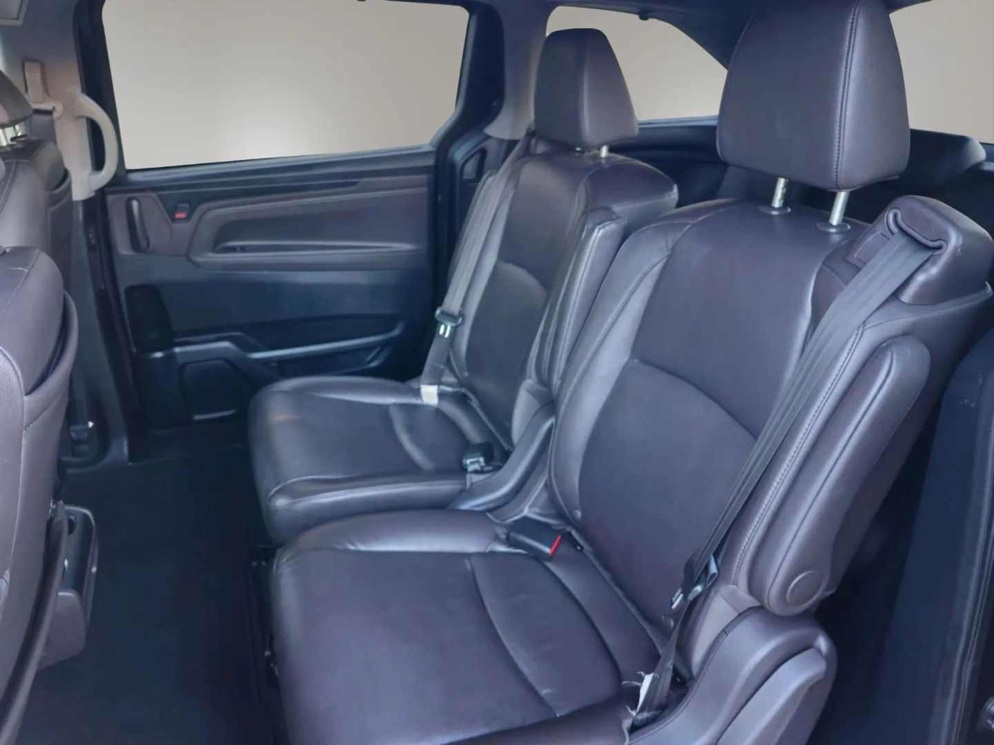 Honda Odyssey photo 12