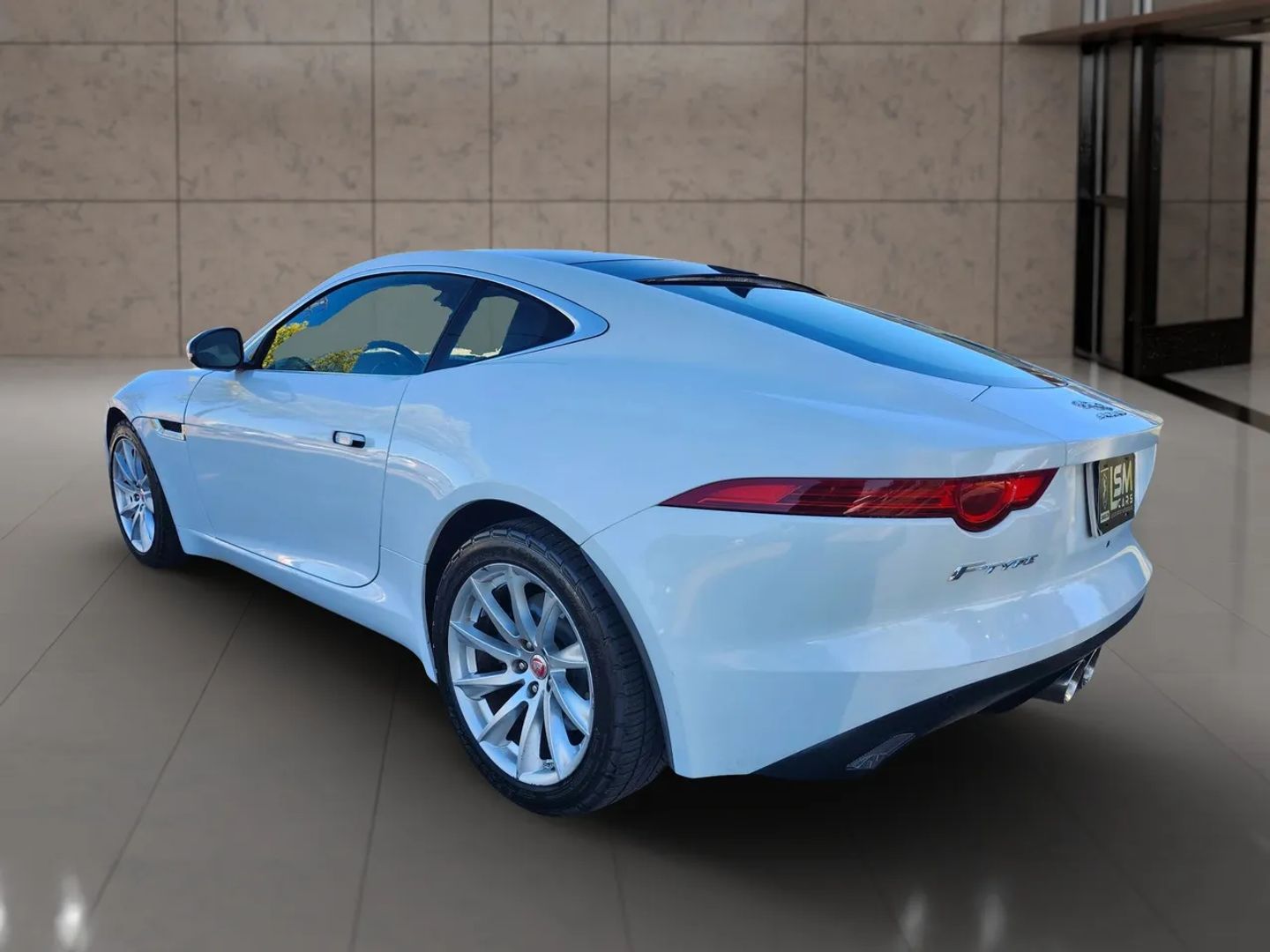 Photo 7 of this Jaguar F-TYPE