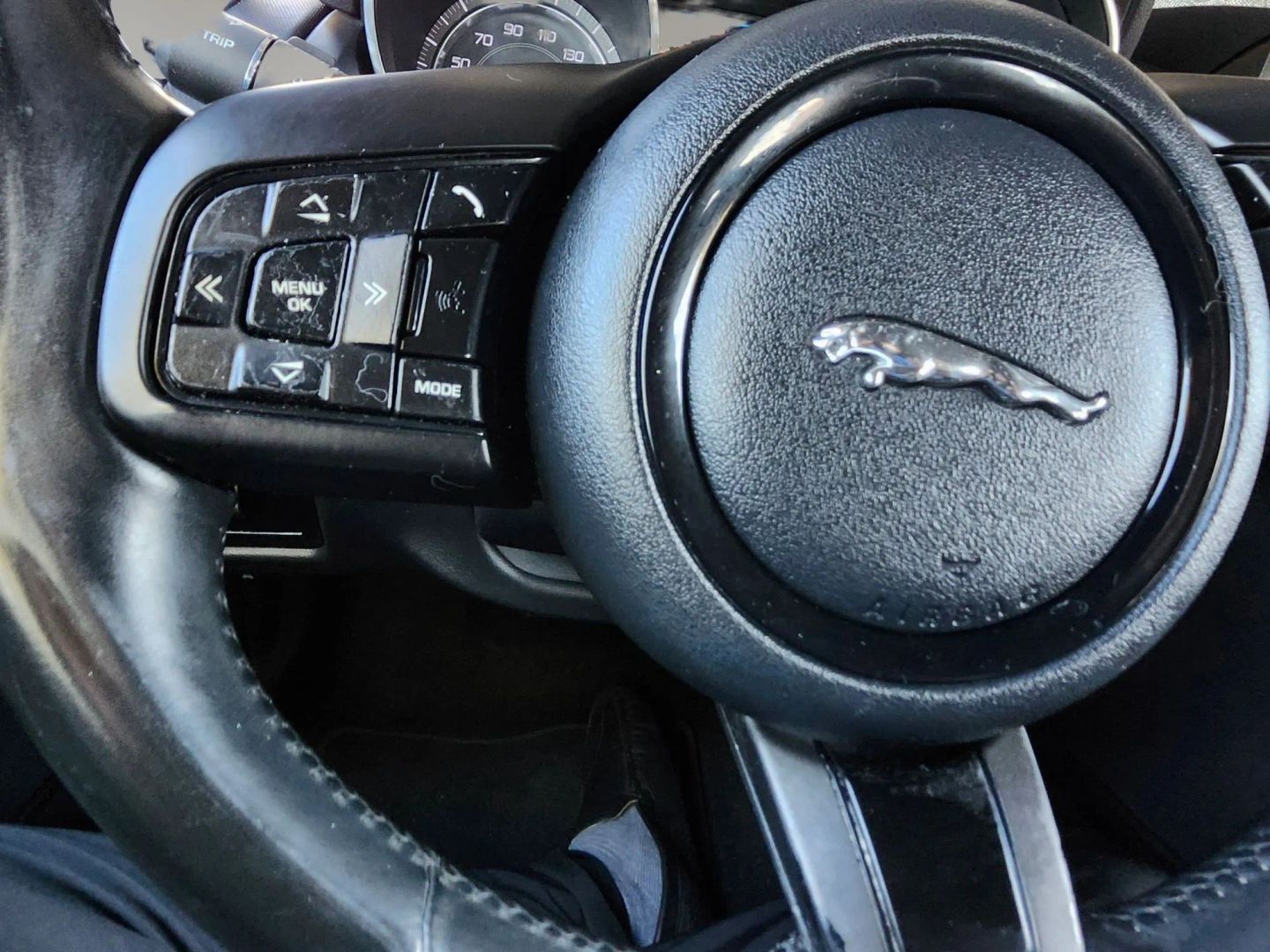 Photo 12 of this Jaguar F-TYPE