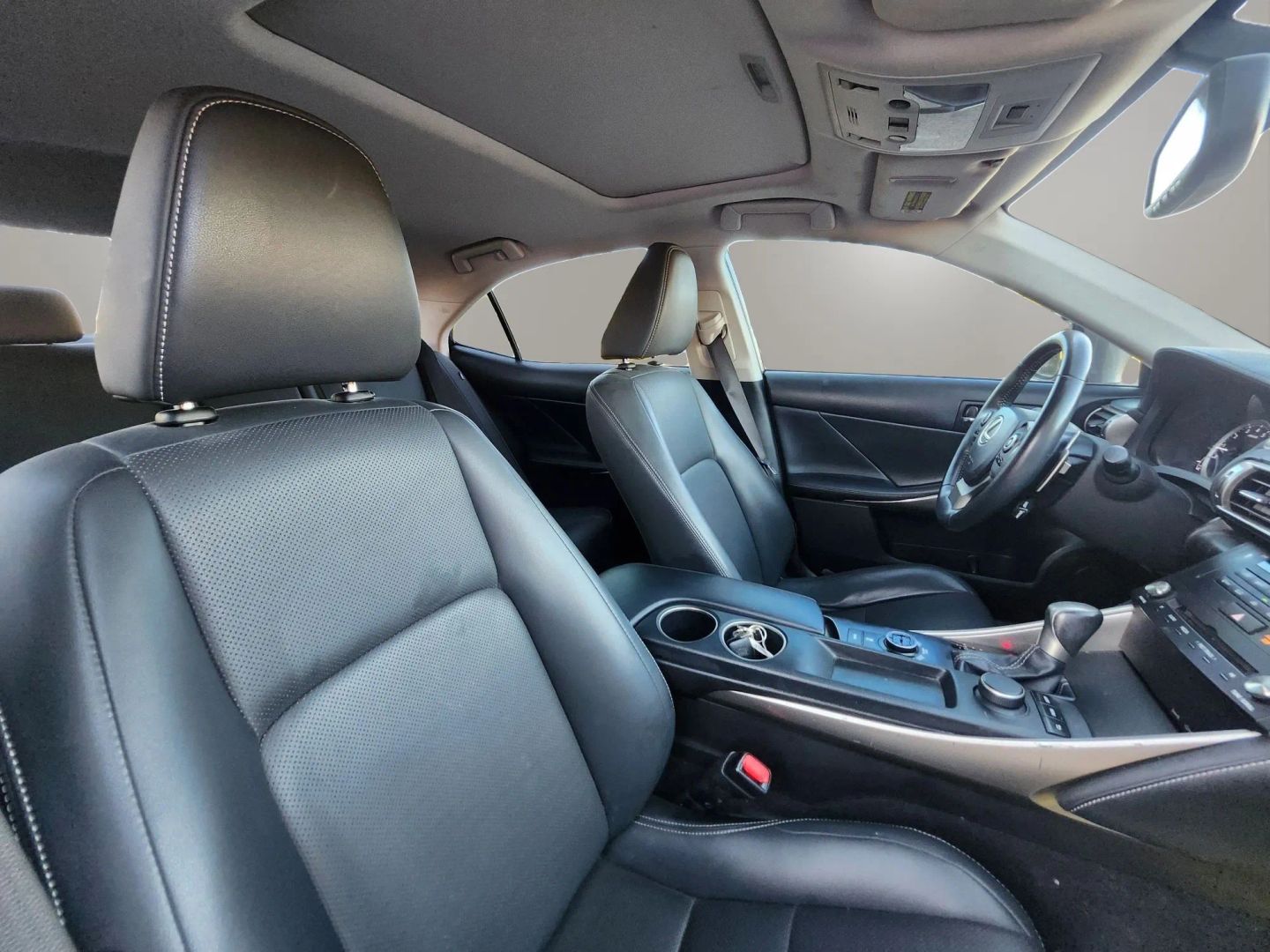Photo 13 of this Lexus IS 250