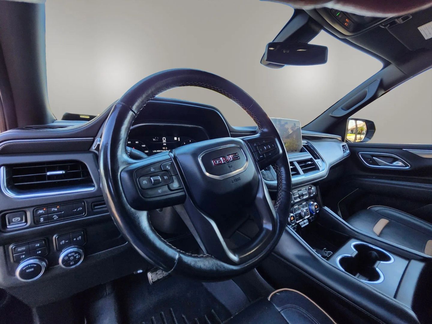 Photo 13 of this GMC Yukon XL