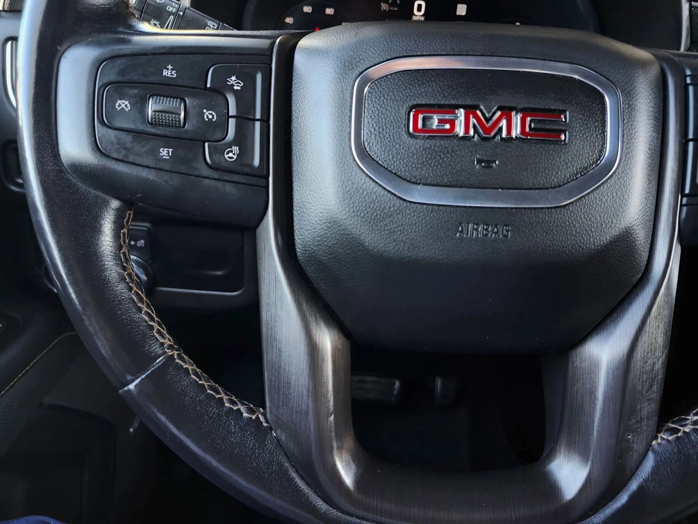 Photo 26 of this GMC Yukon XL