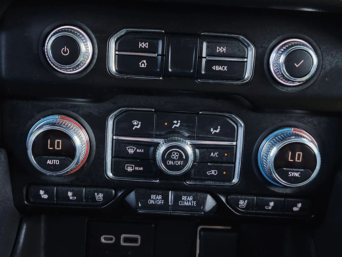Photo 31 of this GMC Yukon XL
