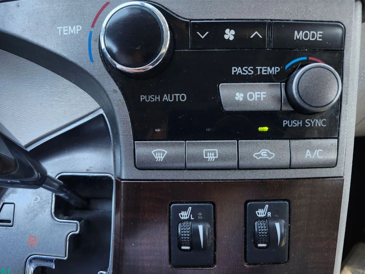 Photo 26 of this Toyota Venza