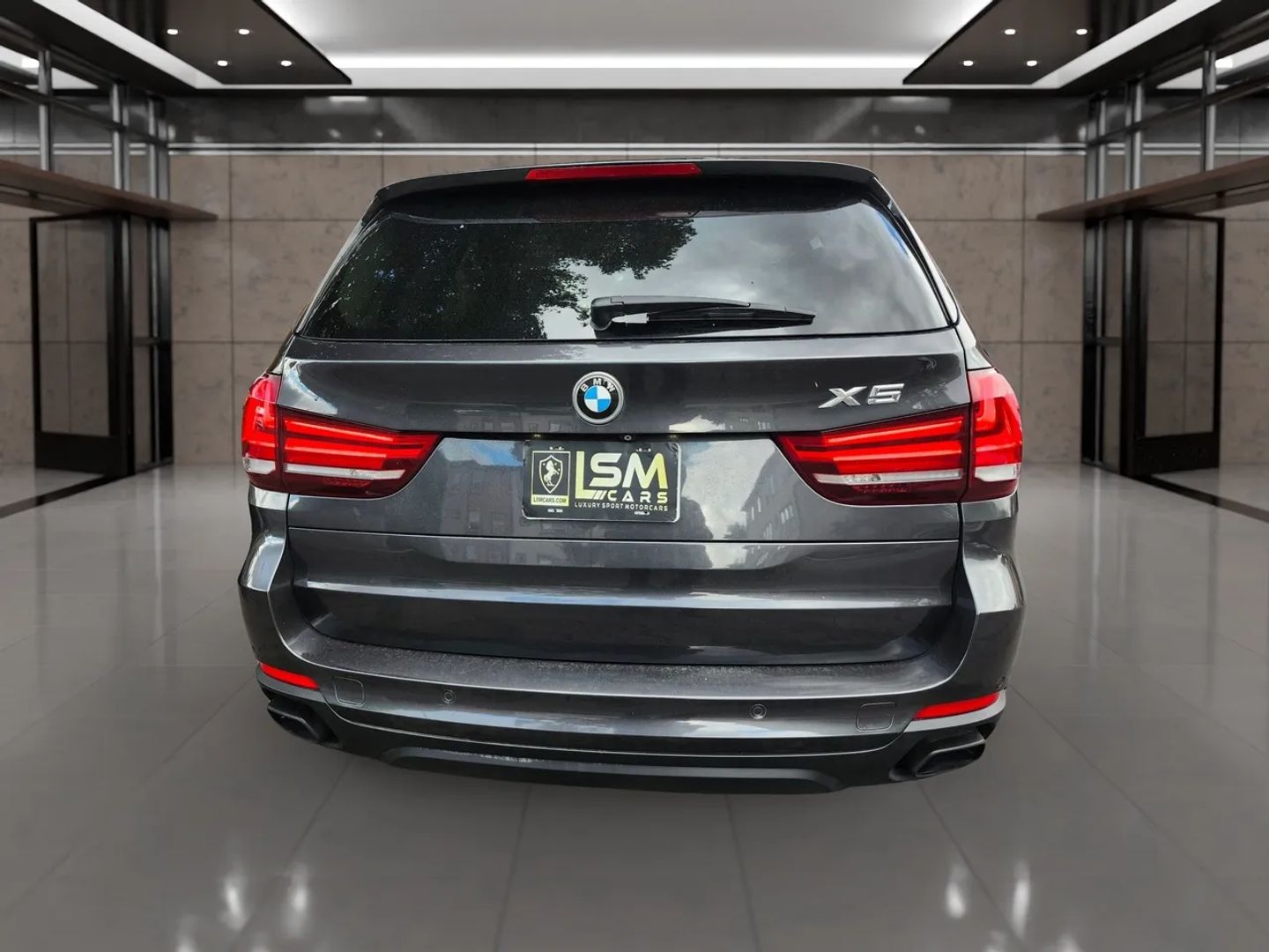 Photo 8 of this BMW X5