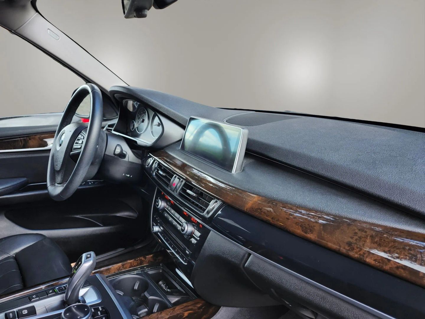 Photo 15 of this BMW X5