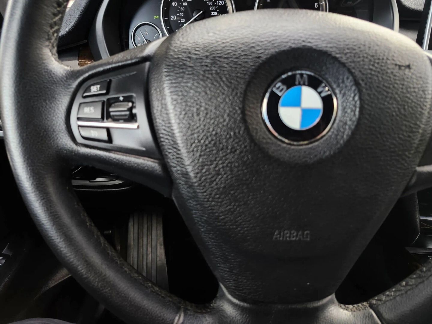 Photo 17 of this BMW X5