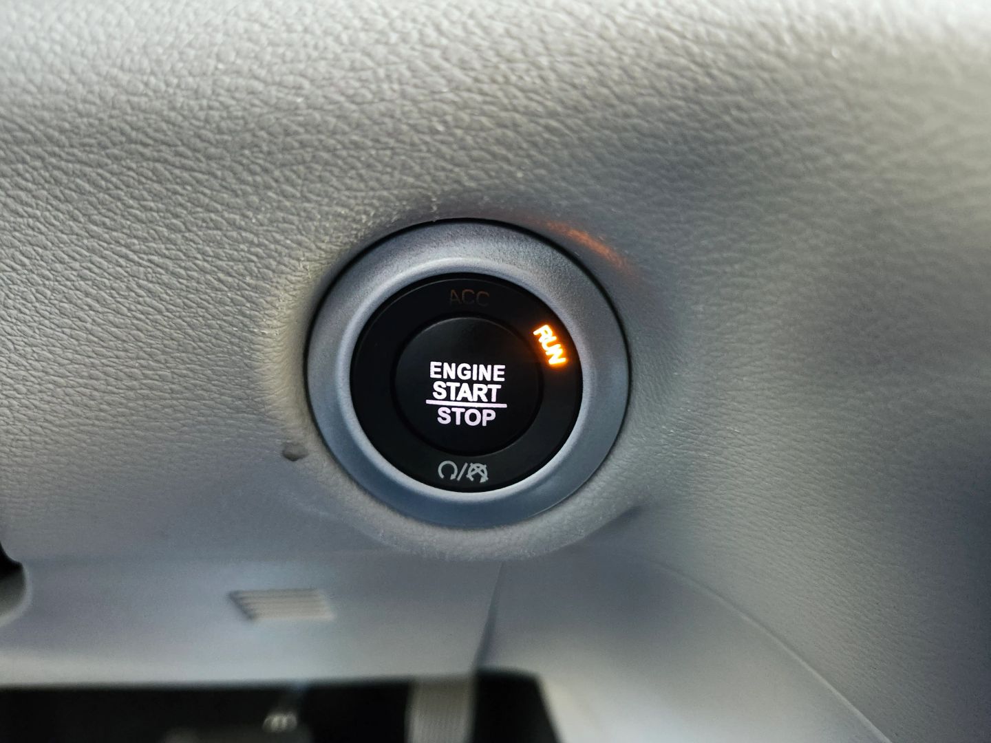 Photo 31 of this Chrysler Pacifica