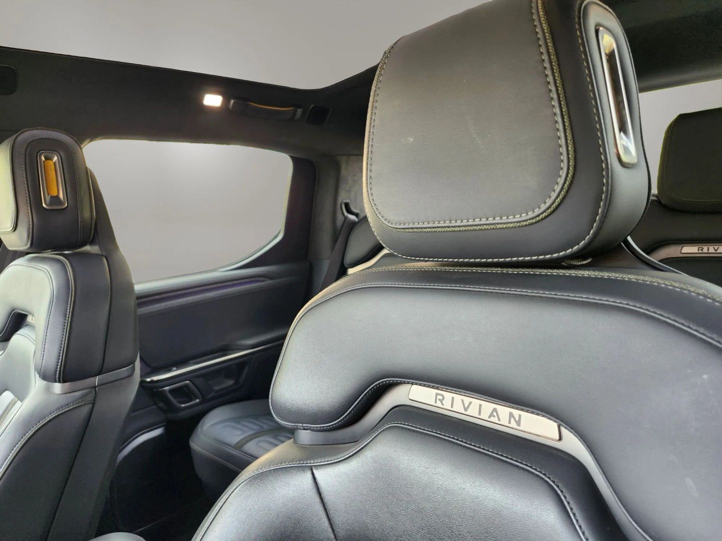 Photo 11 of this Rivian R1T