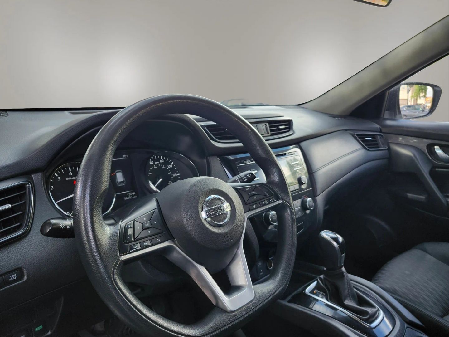 Photo 10 of this Nissan Rogue
