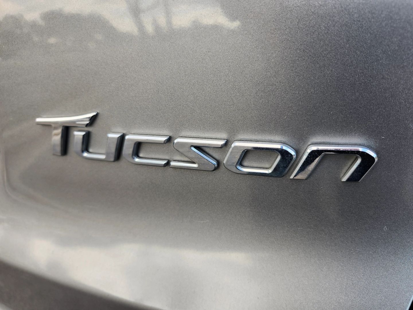 Photo 10 of this Hyundai Tucson
