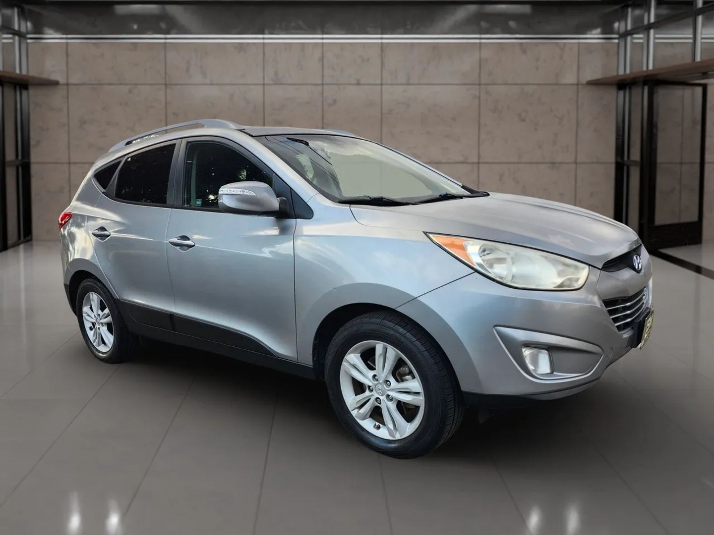 Photo 4 of this Hyundai Tucson