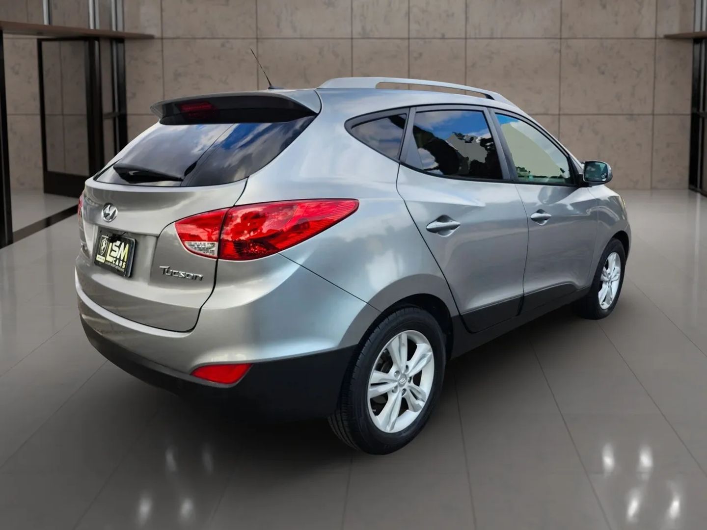 Photo 8 of this Hyundai Tucson