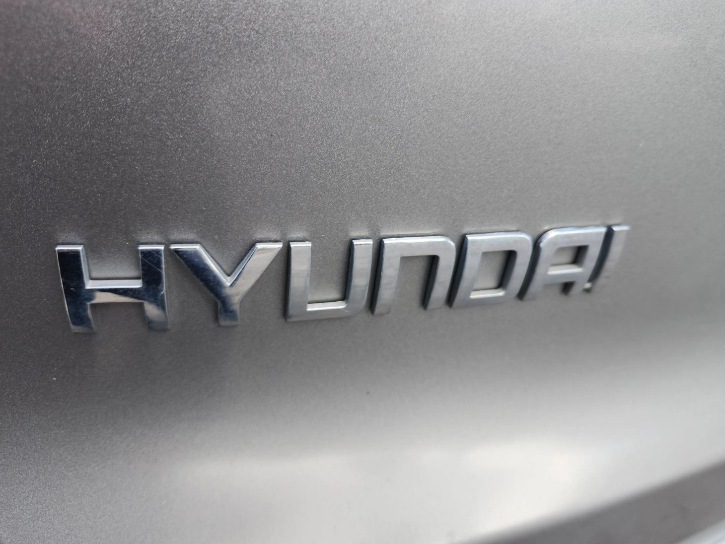 Photo 9 of this Hyundai Tucson