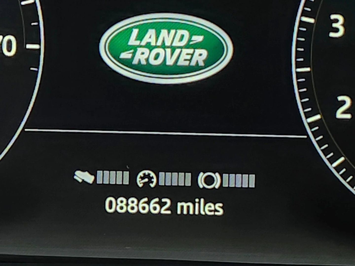 Photo 29 of this Land Rover Range Rover