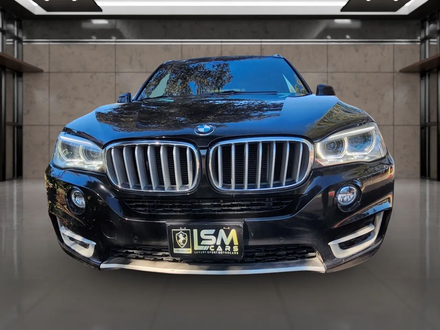 Photo 2 of this BMW X5
