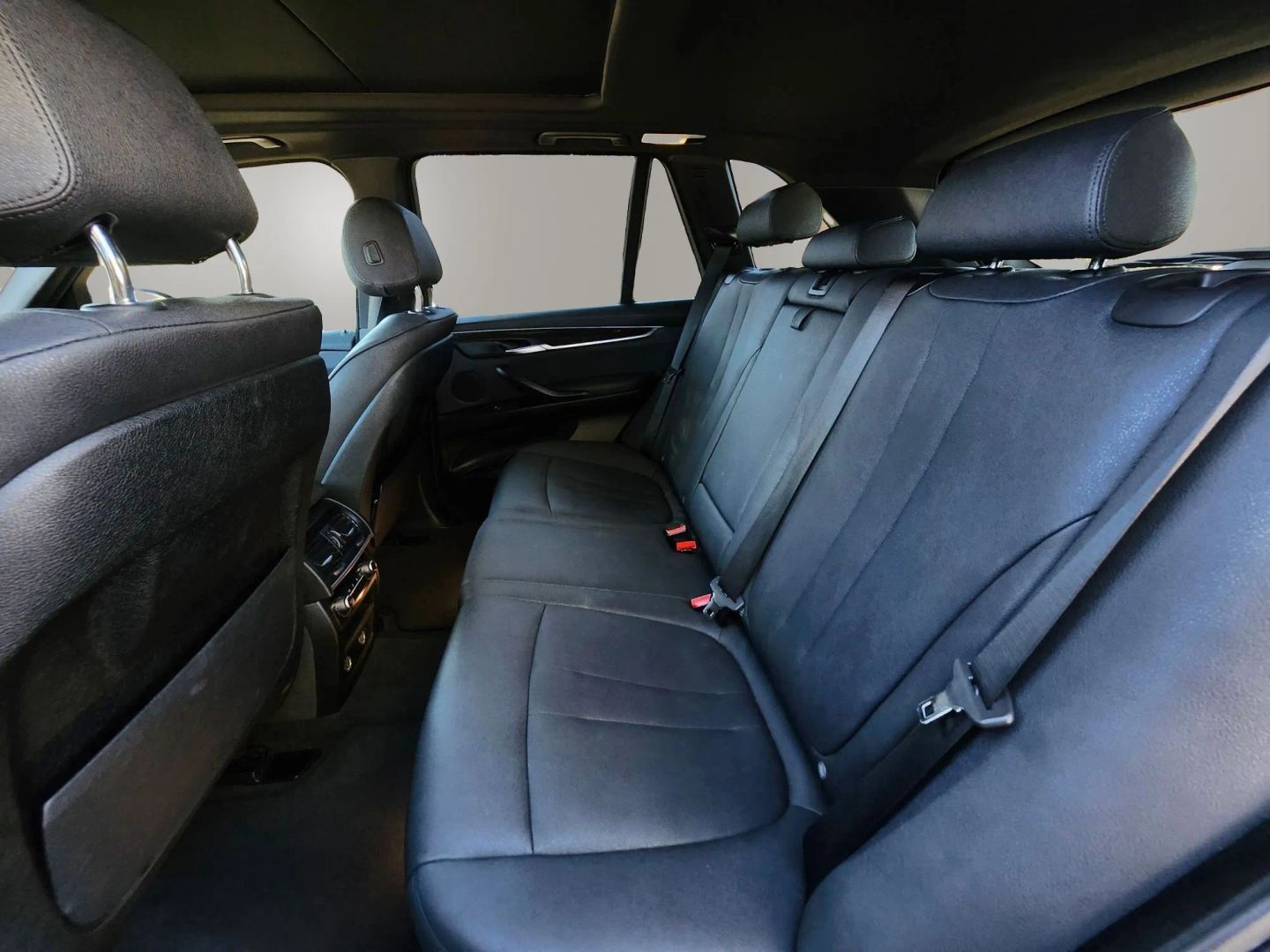 Photo 12 of this BMW X5