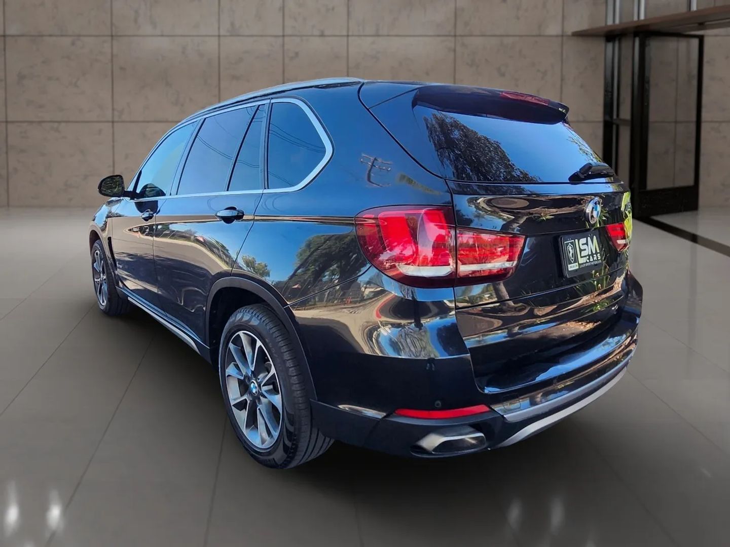 Photo 7 of this BMW X5