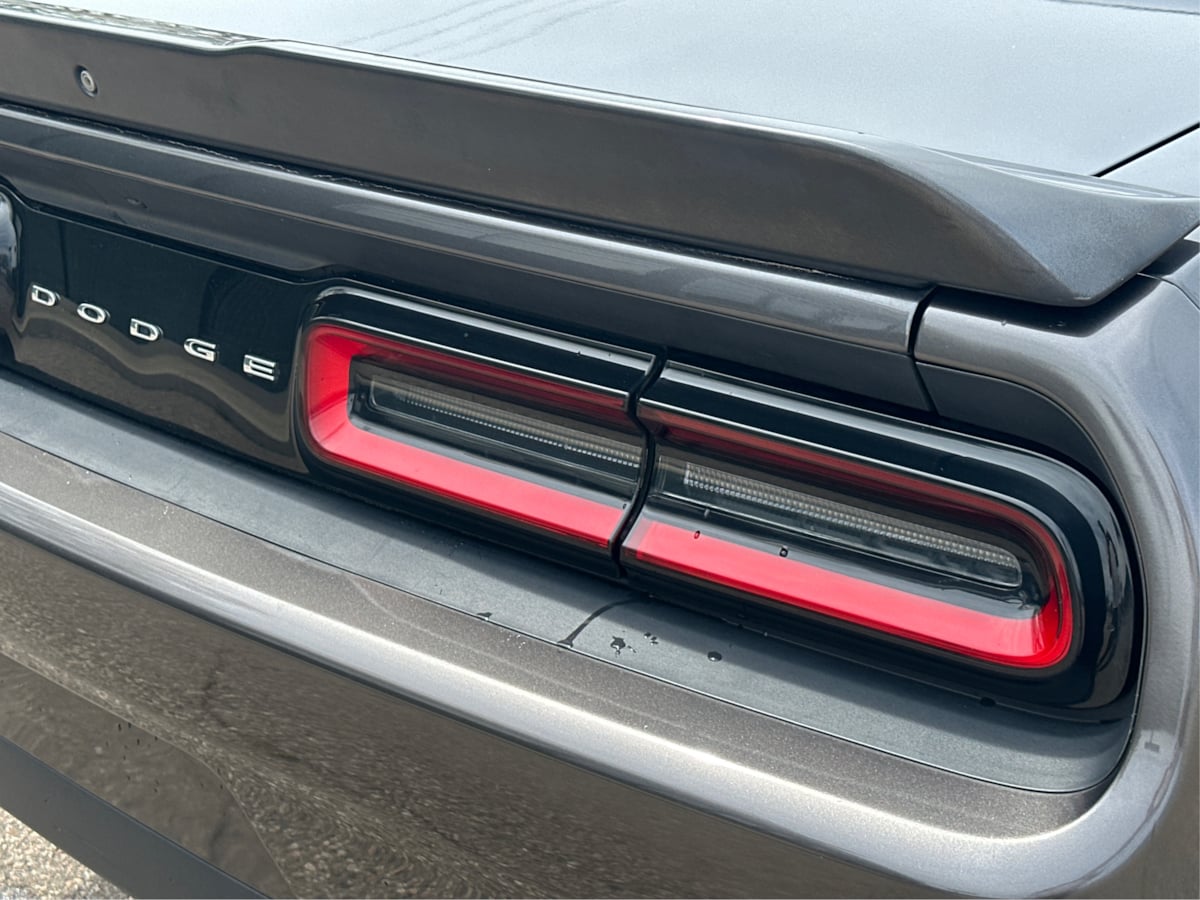 2019 Dodge Challenger SXT photo 25