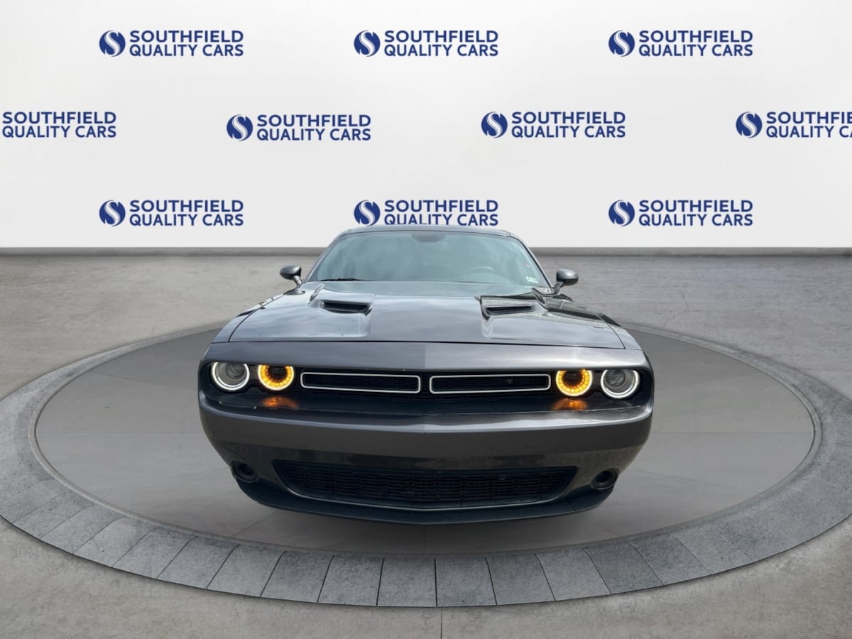 2019 Dodge Challenger SXT photo 9