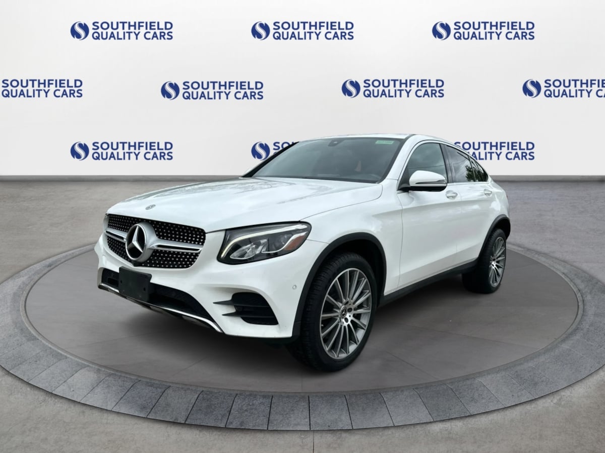 2019 Mercedes Benz GLC 300 AMG photo 2