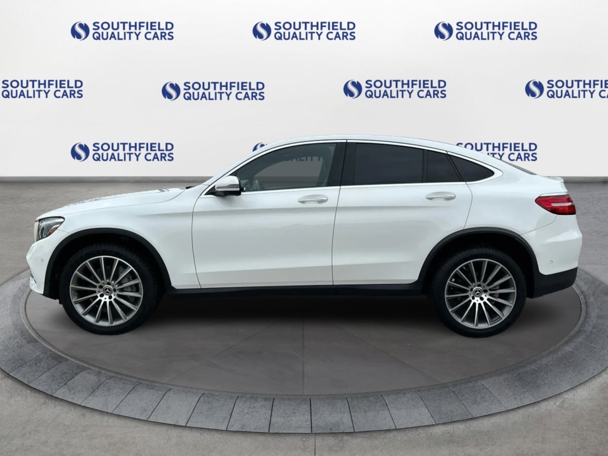 2019 Mercedes Benz GLC 300 AMG photo 3